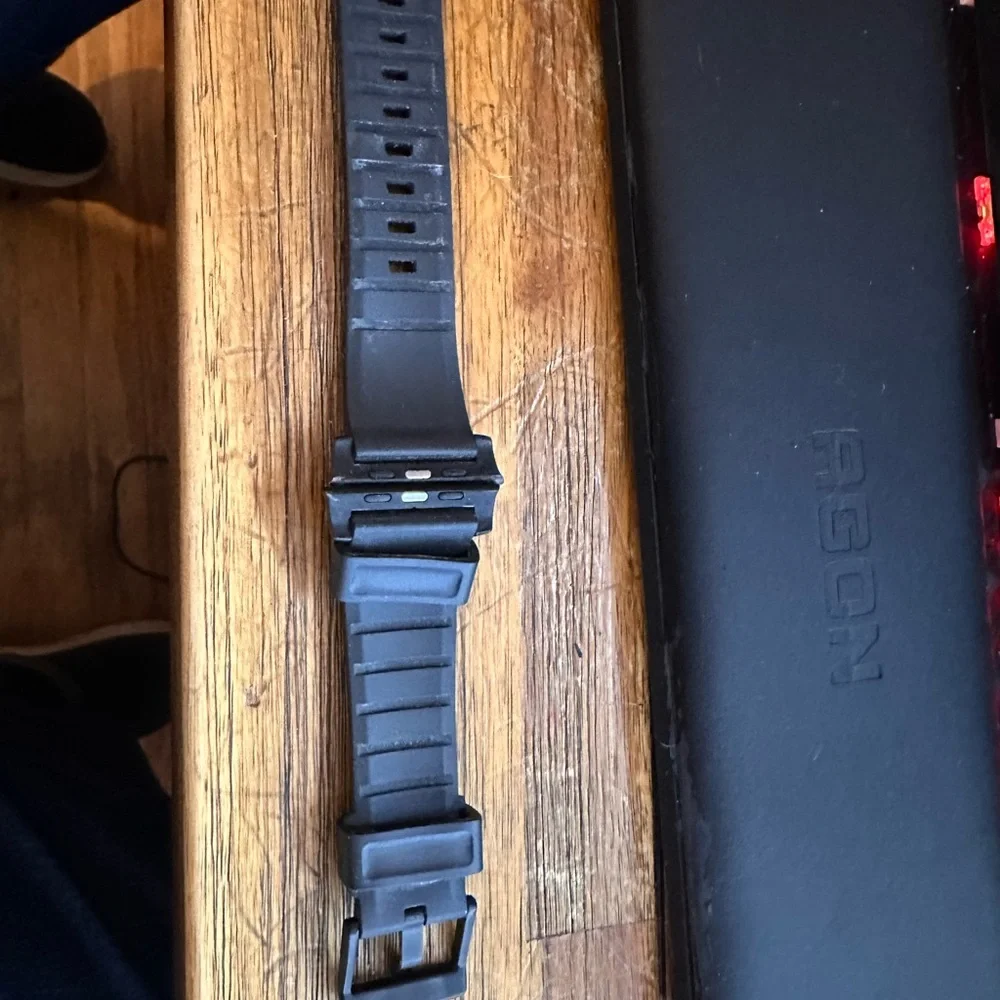 Nomad Rugged Band in Black for Smartwatch